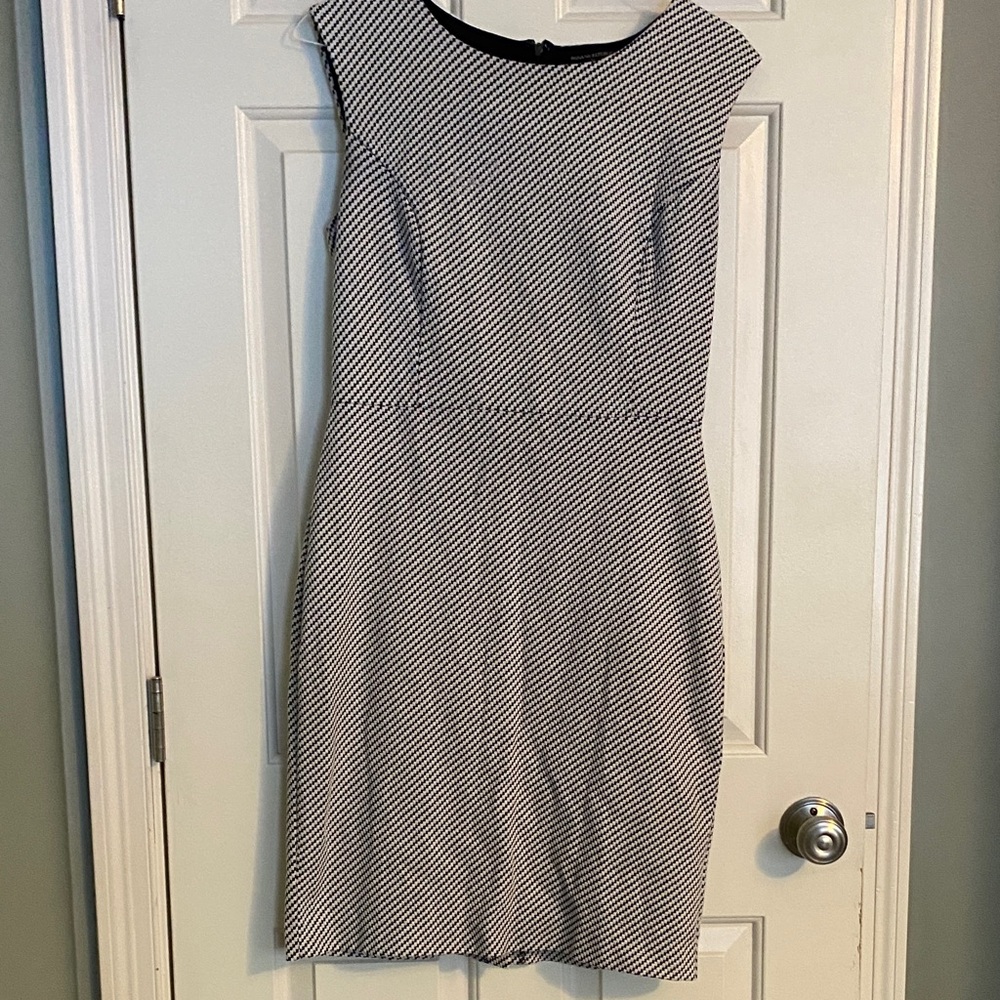 Banana republic factory  Black and White Dress